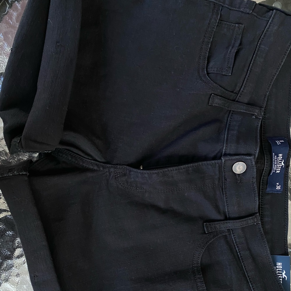 Hollister Size 11 Mid-Rise Short 5” - Picture 7 of 8